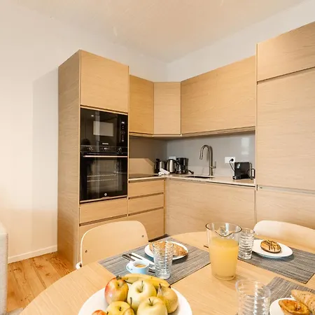 Pn Modern & Tastefully Renovated - 3br In The Heart Of Lissabon