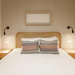 Pn Modern & Tastefully Renovated - 3br In The Heart Of Διαμέρισμα Lisboa