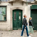 Pn Modern & Tastefully Renovated - 3br In The Heart Of * Lisboa