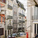 Pn Modern & Tastefully Renovated - 3br In The Heart Of *