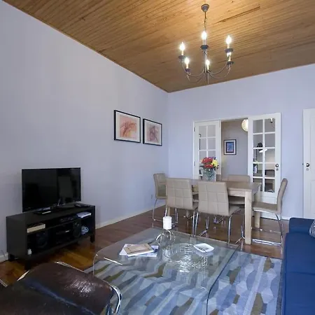Pn New Ac! Stylish & Central- View To Tram 28! Lissabon