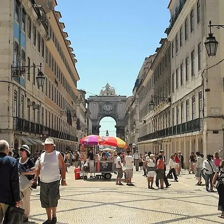 Pn New Ac! Stylish & Central- View To Tram 28! 公寓 Lisboa