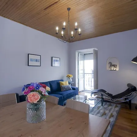 Pn New Ac! Stylish & Central- View To Tram 28! Appartement Lissabon