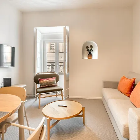 Pn Modern & Tastefully Renovated - 3br In The Heart Of *