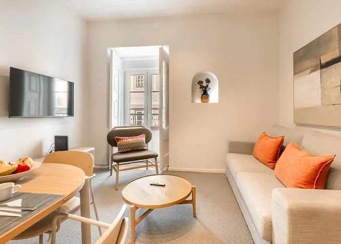 Pn Modern & Tastefully Renovated - 3br In The Heart Of *