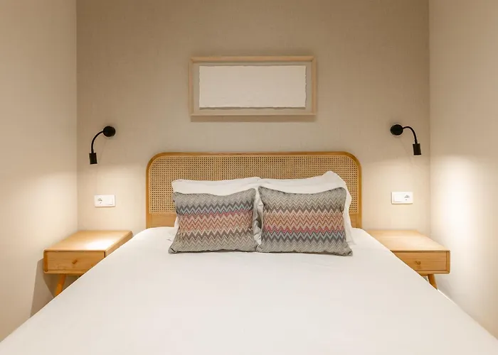 Pn Modern & Tastefully Renovated - 3br In The Heart Of Apartamento Lisboa